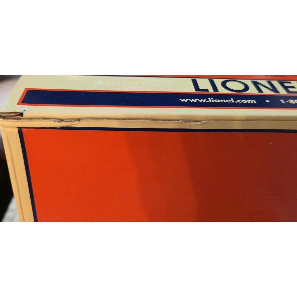 Lionel North Pole Central Victorian Christmas Passenger Cars 6-35250 - NIB - Picture 15 of 16